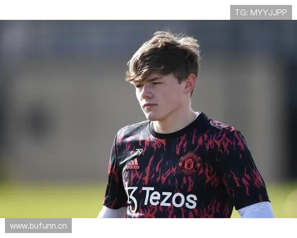 加纳乔:青训天才到主力竞争者的进化解析 加纳乔:青训天才到主力竞争者的进化解析