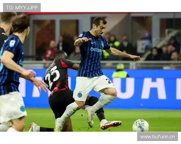 AC米兰防守体系崩塌?是争冠路上的致命隐患还是战术体系重建的信号? AC米兰防守体系崩塌?是争冠路上的致命隐患还是战术体系重建的信号?